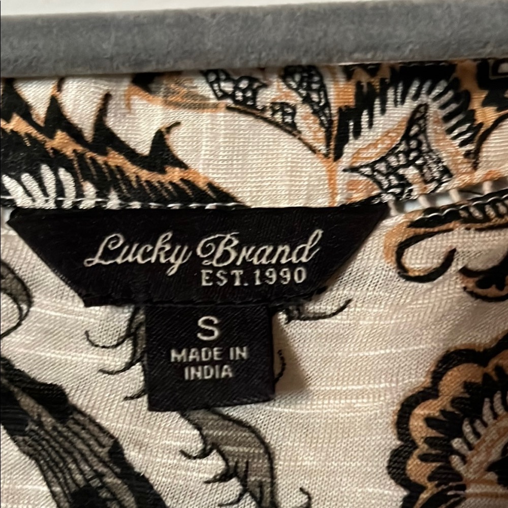 Lucky Brand- Floral Print Women's Top - Picture 2 of 2